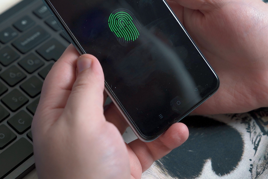 Fingerprint Smartphone