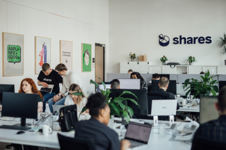 Image à la une de l'article Le néocourtier Shares lance son offre en marque blanche