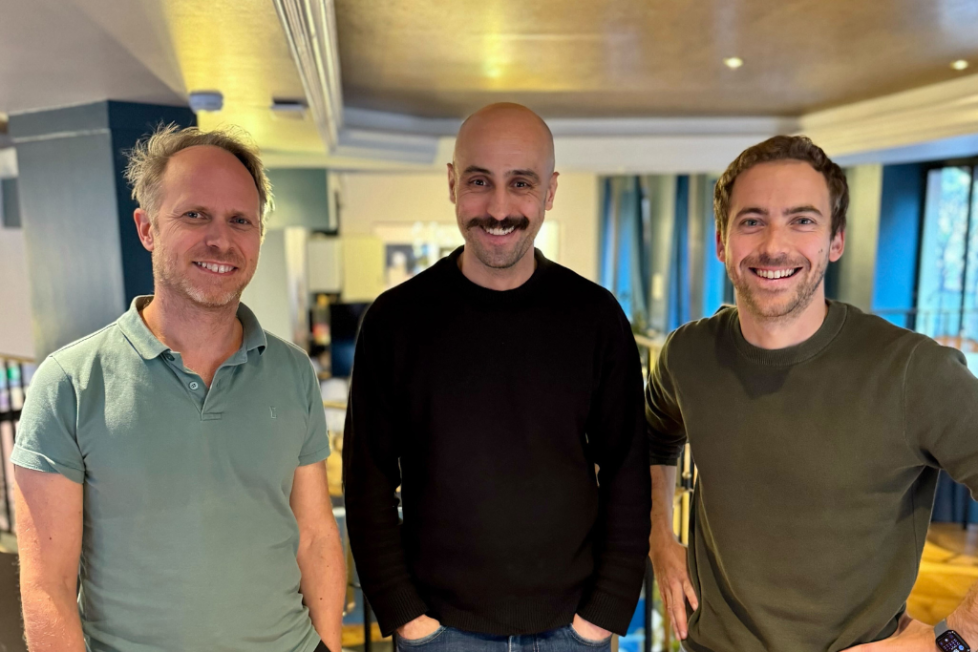 Image à la une de l'article Lifen acquiert Curecall pour étendre sa couverture du parcours de soins