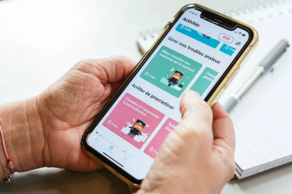 Image à la une de l'article DTx en santé mentale : entre promesses thérapeutiques et obstacles réglementaires 