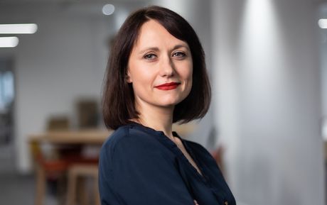 Image à la une de l'article Cécile Sourd (Mediapart) : « Nos réserves cumulées s&rsquo;élèvent à 5,6 millions d&rsquo;euros pour se développer ou faire face à des risques externes, comme l&rsquo;arrivée de l&rsquo;extrême droite au pouvoir en 2027 »