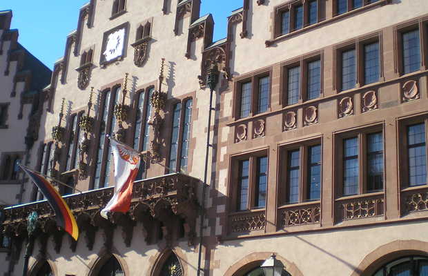 Image à la une de l'article Allemagne : un groupe d&rsquo;entreprises soutient l’engagement politique local via sa “Charte de la démocratie”