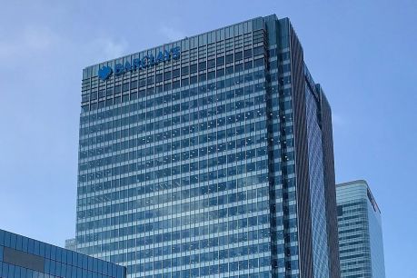 Featured image of the article British bank Barclays cuts 5,000 jobs to invest in AI
