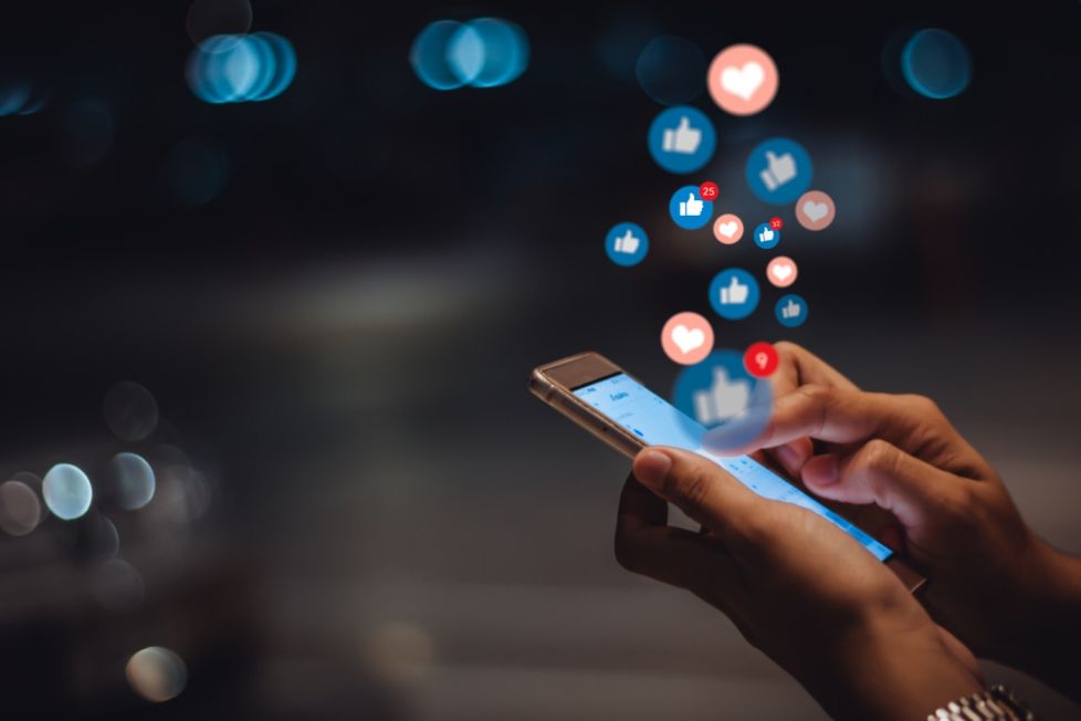 Image à la une de l'article Whatsapp, SMS enrichis, Youtube, TikTok : Zoom sur les leviers conversationnels qui engagent le mieux